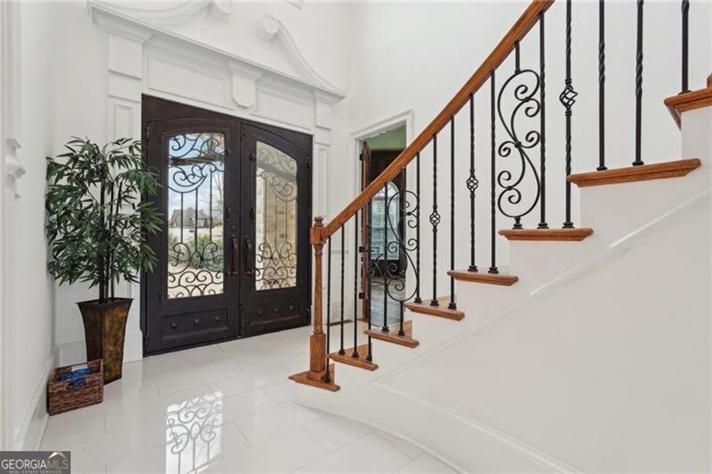 Photo of 343 Summer Garden Drive, Marietta, GA 30064 (MLS # 10782031)