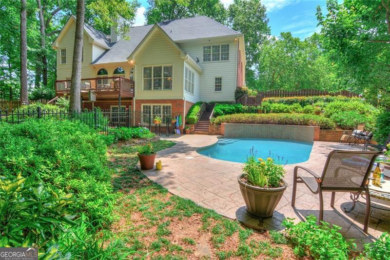 3999 The Dales LN NW