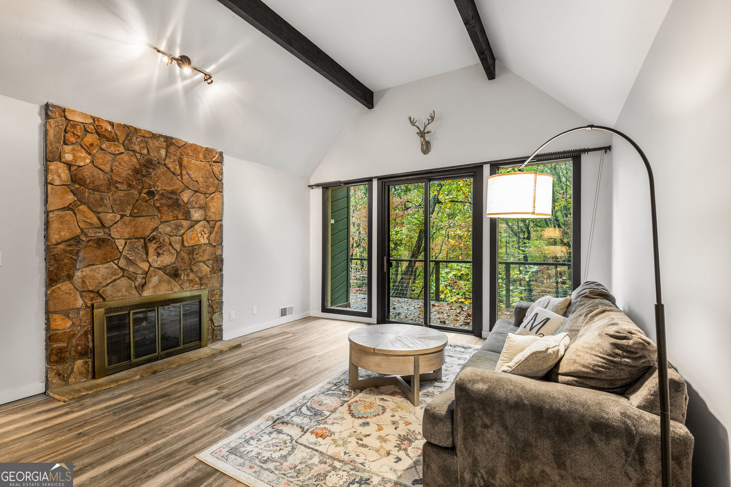 LAKE ARROWHEAD UN 3 PH 1 - Residential