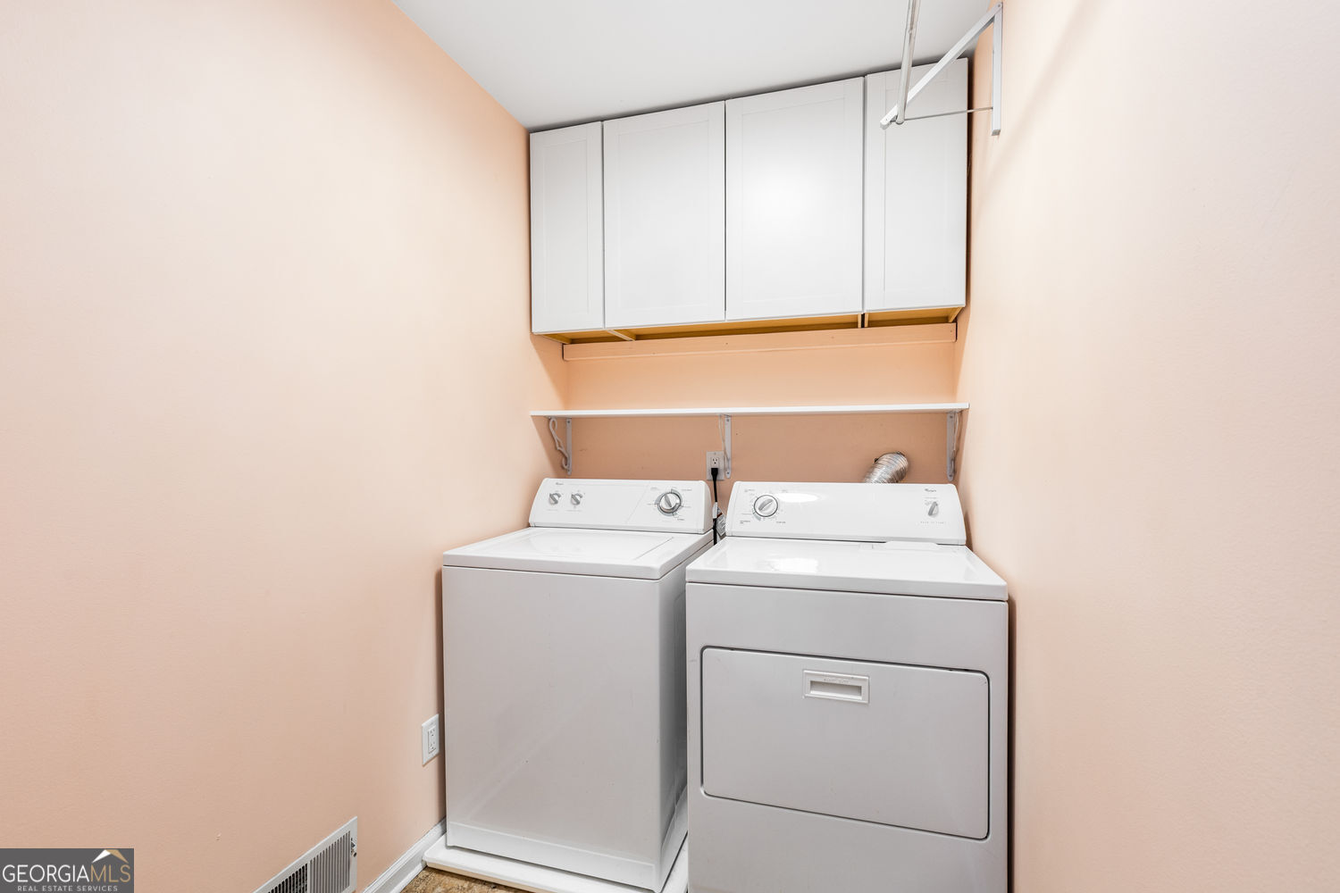 LAKE ARROWHEAD UN 3 PH 1 - Residential