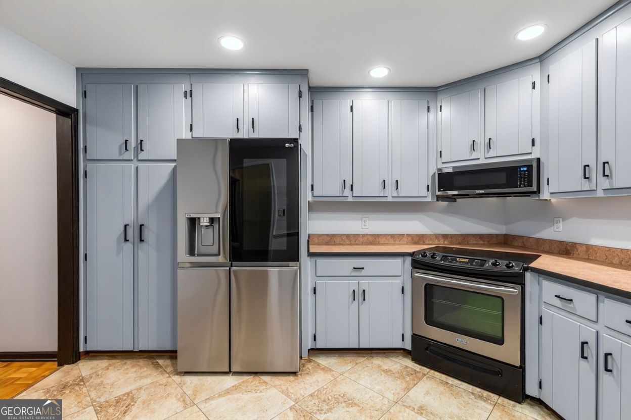 LAKE ARROWHEAD UN 3 PH 1 - Residential