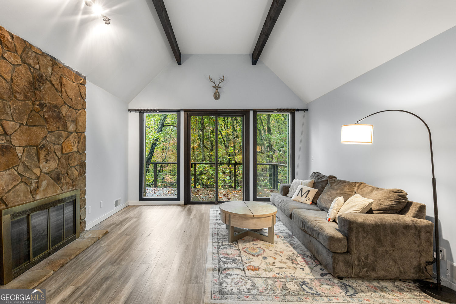 LAKE ARROWHEAD UN 3 PH 1 - Residential