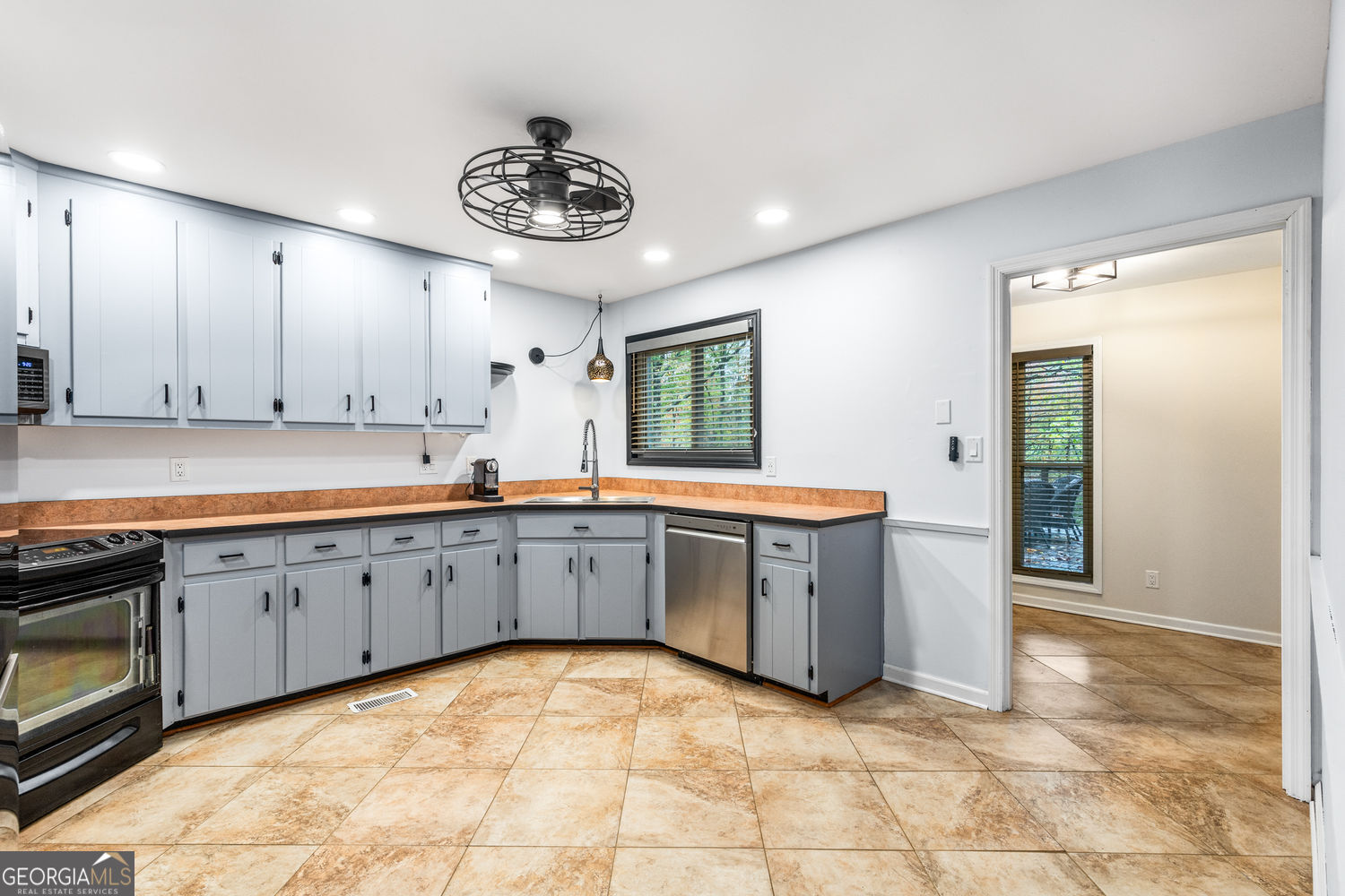 LAKE ARROWHEAD UN 3 PH 1 - Residential