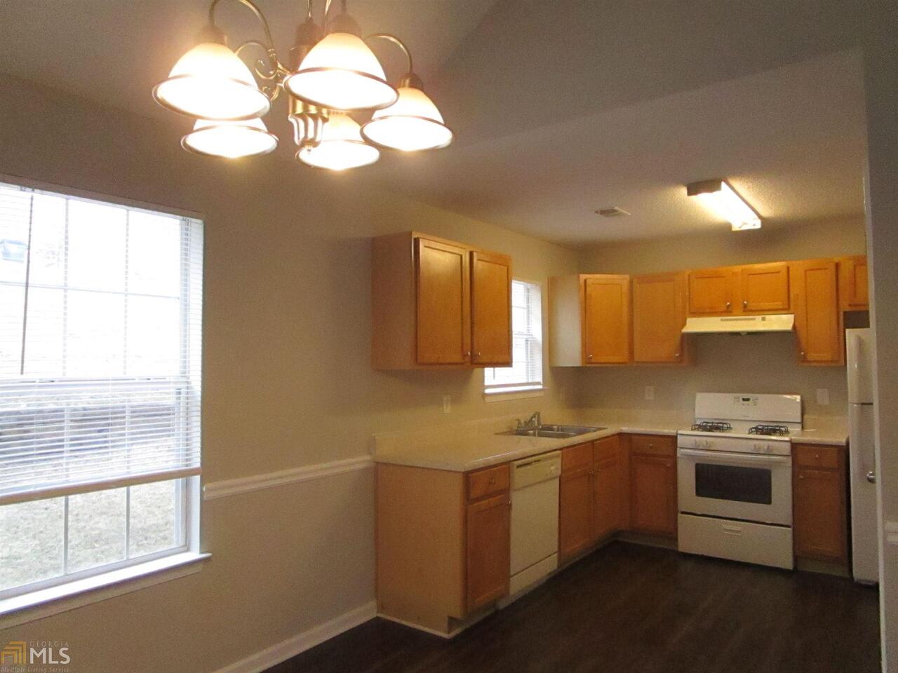 Huntington-Brentwood Park - Residential Lease