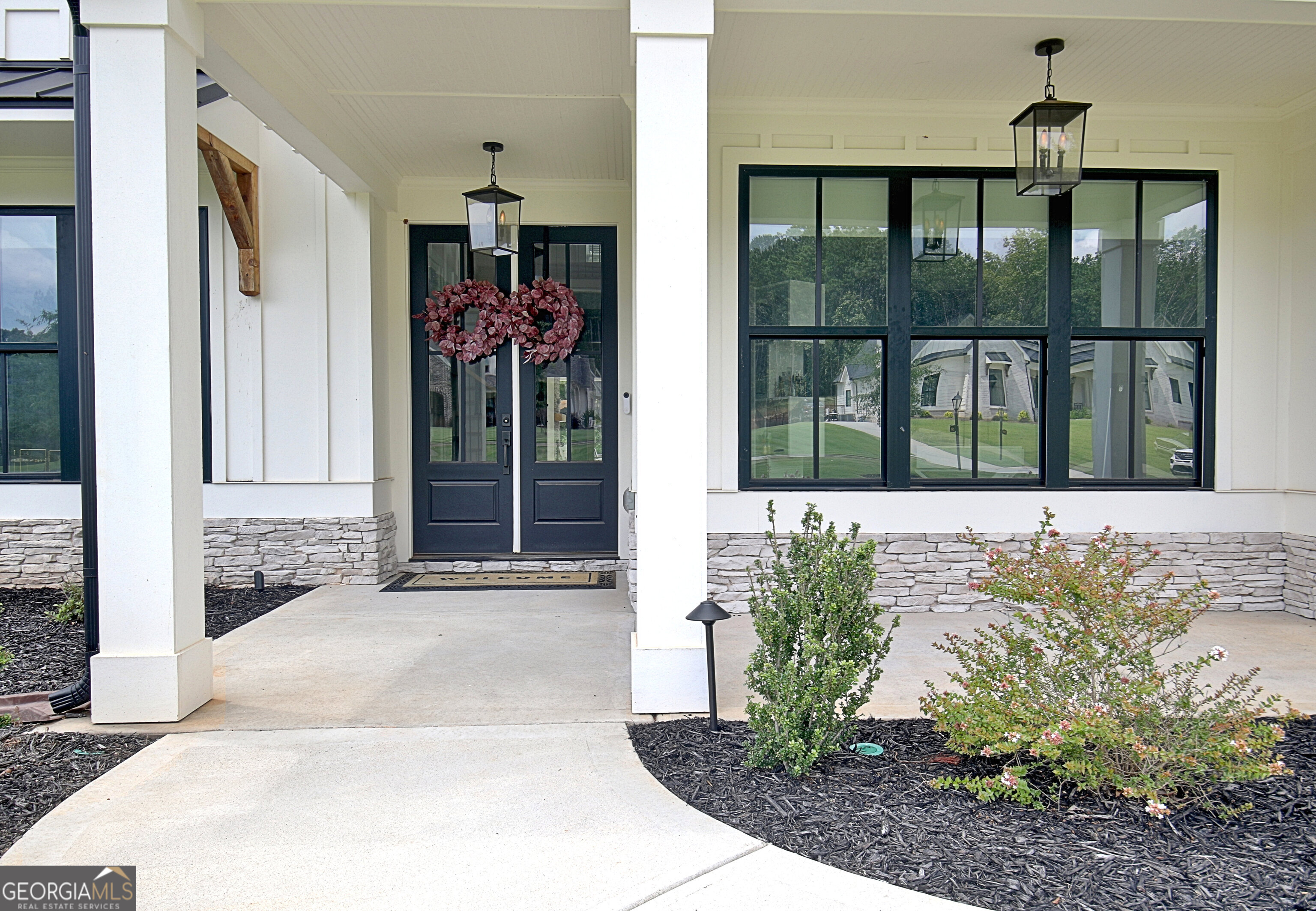 255 Cicely WAY