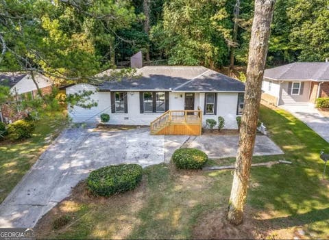 Photo of 1901 Windsor Drive SW, Atlanta, GA 30311 (MLS # 10798482)