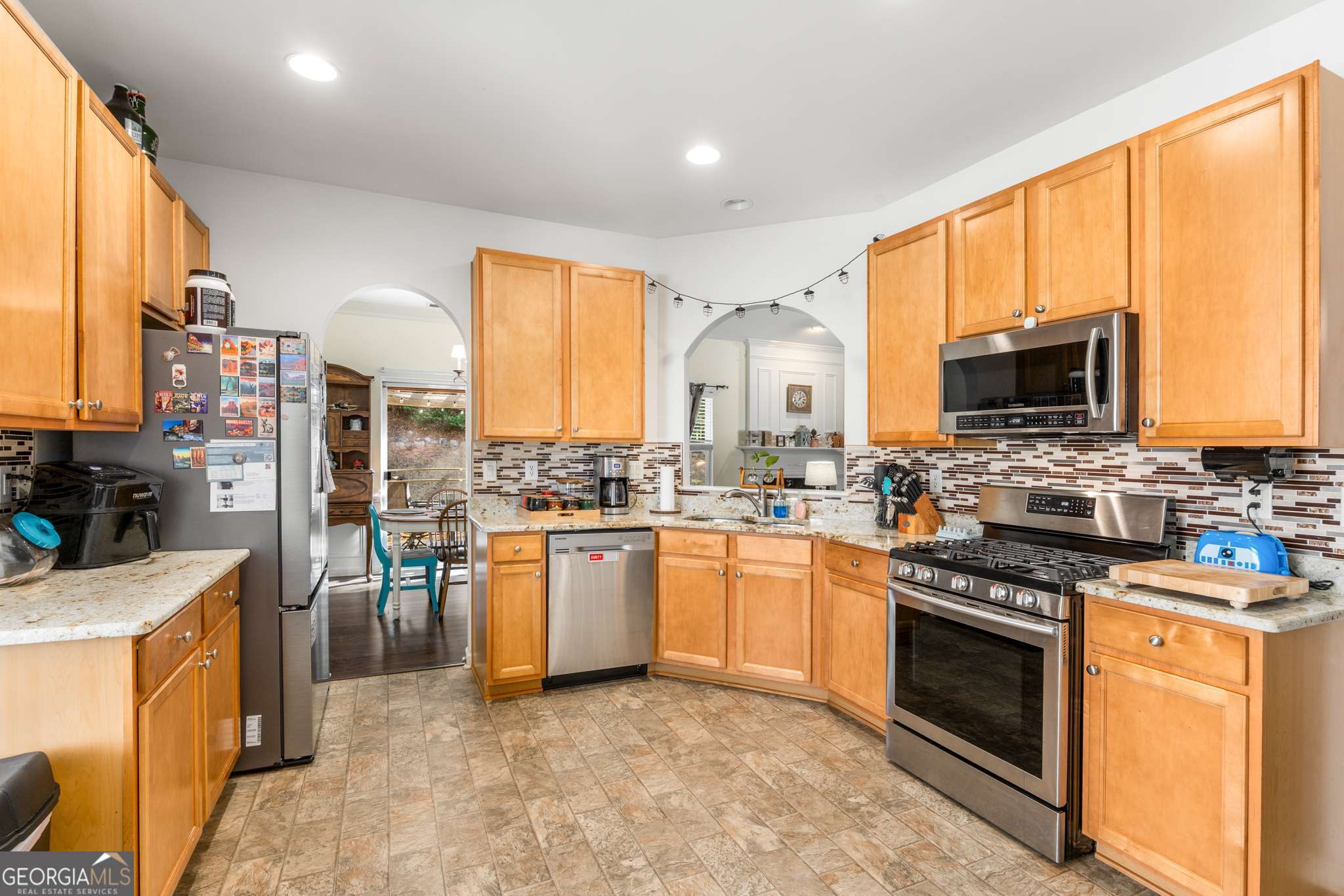 10 Rockridge DR