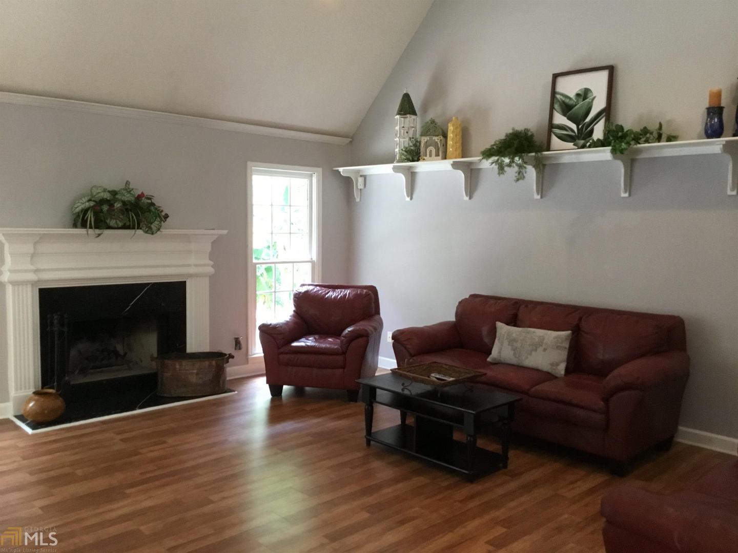 Ridgewood Landing - Residential