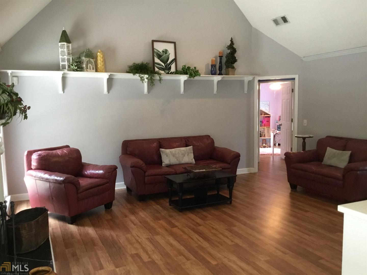 Ridgewood Landing - Residential
