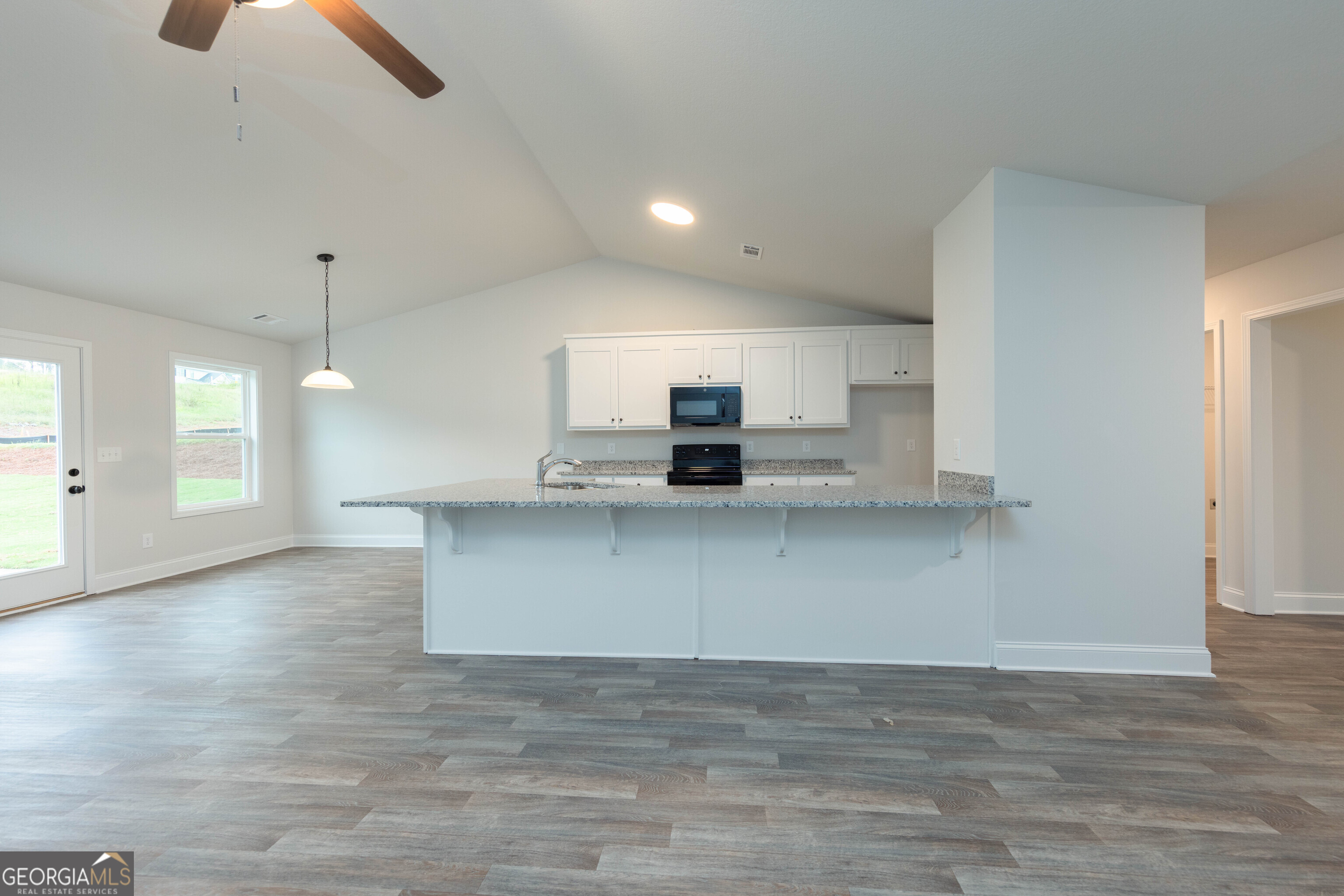 88 Mockingbird LN 37