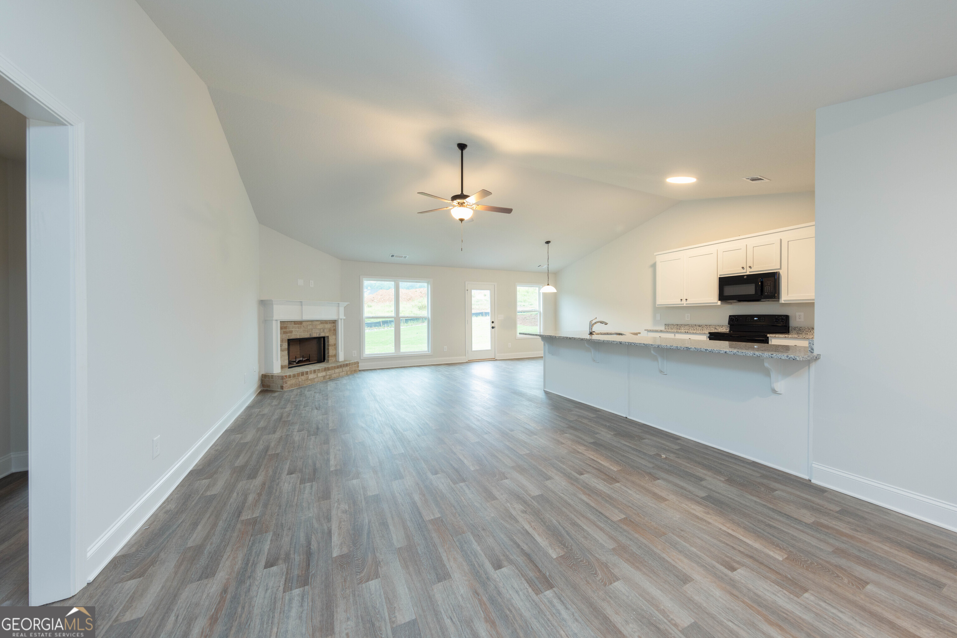 88 Mockingbird LN 37