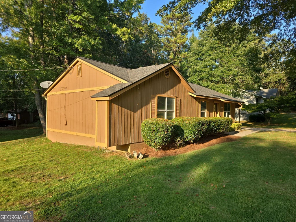 Photo of 3118 Caliente Lane, Rex, GA 30273 (MLS # 10853760)