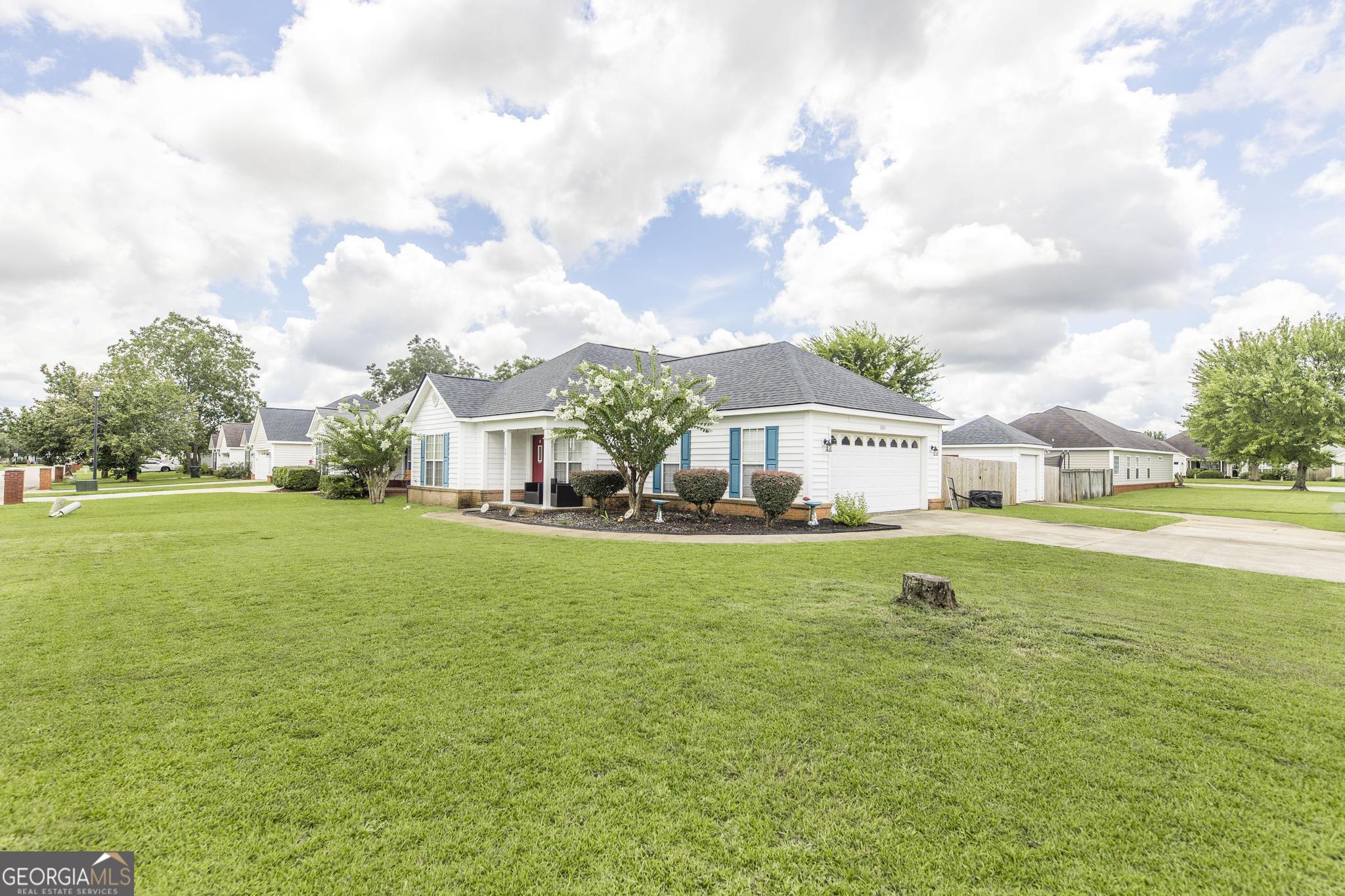 201 Melvina DR