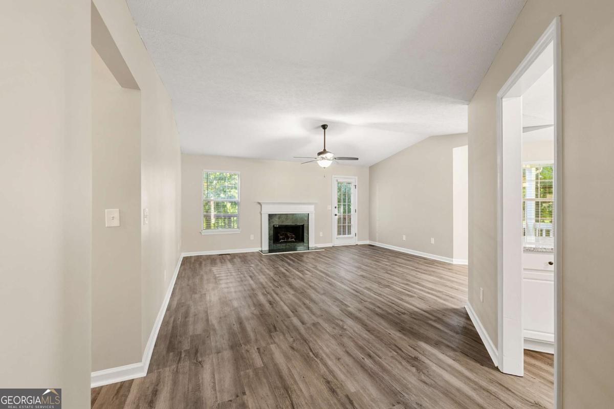8515 Opal CT