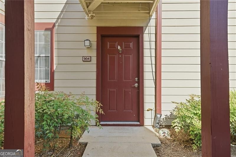 904 Wentworth CT