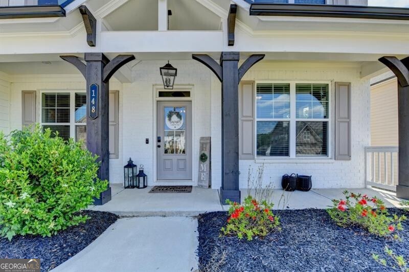 148 Logan Pass DR
