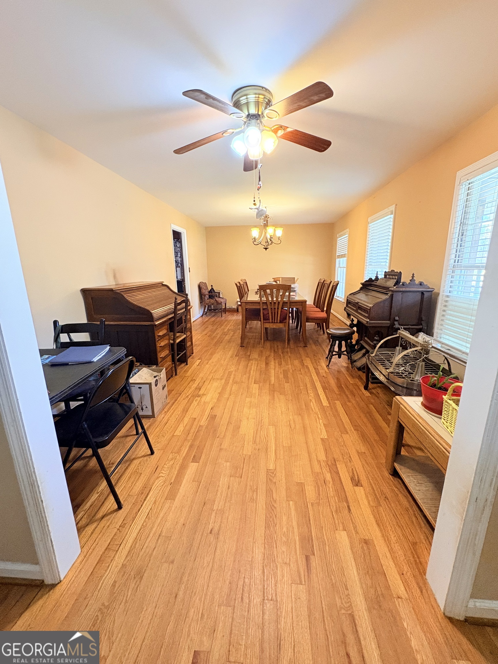 6795 Wendy Jean DR