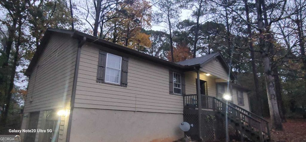 Photo of 110 112 Fairhaven Court, Stockbridge, GA 30281 (MLS # 10769951)