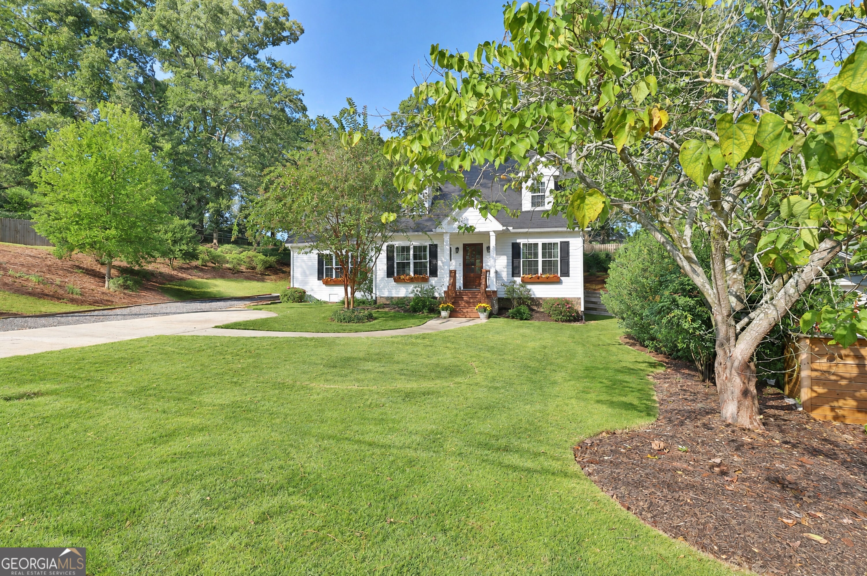 31 Mansour CIR