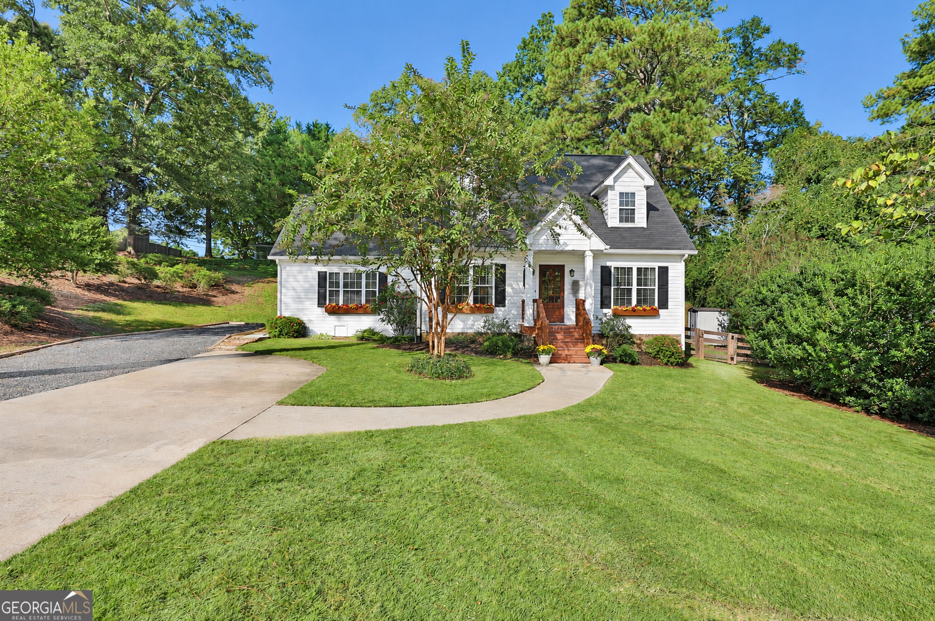 31 Mansour CIR