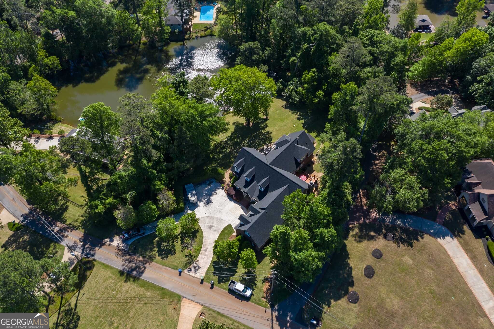 306 Cascade RD