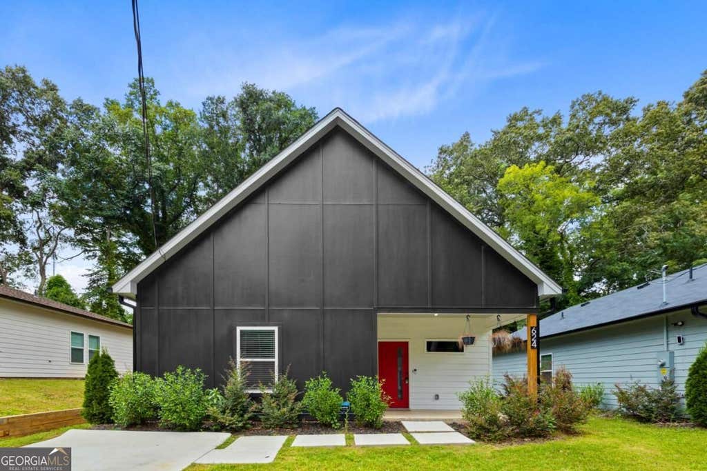 Photo of 624 Robert Street NW, Atlanta, GA 30318 (MLS # 10829258)