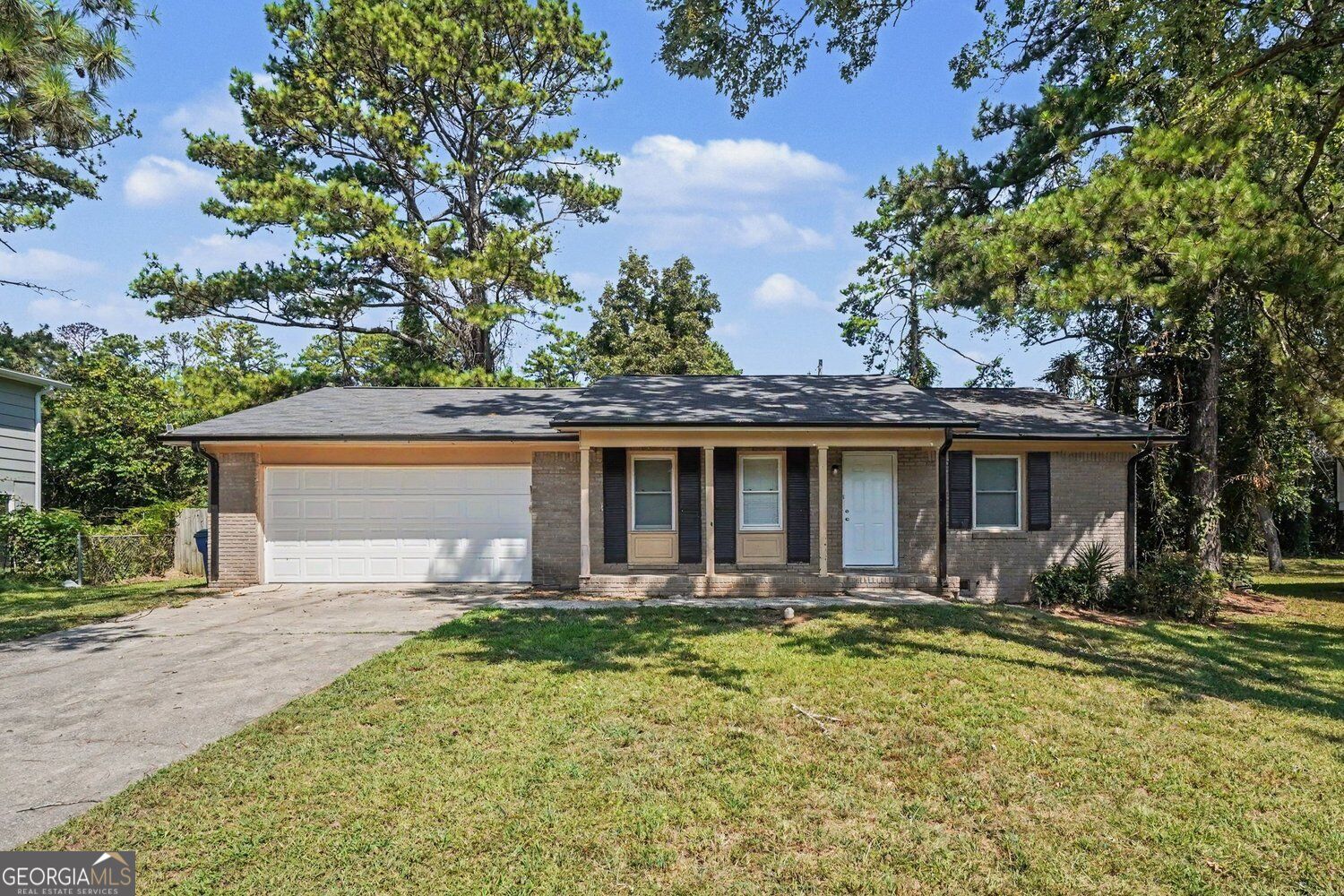 2195 Rochelle WAY
