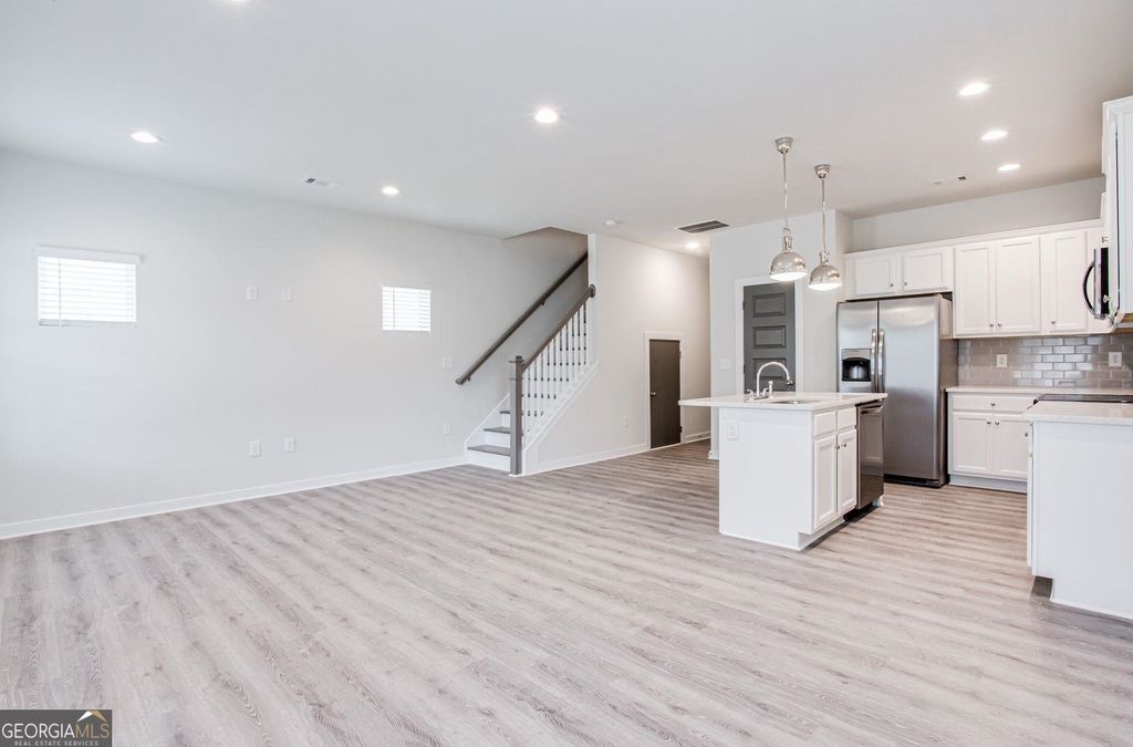 Photo of 715 W Vincent Drive, Athens, GA 30607 (MLS # 10694572)