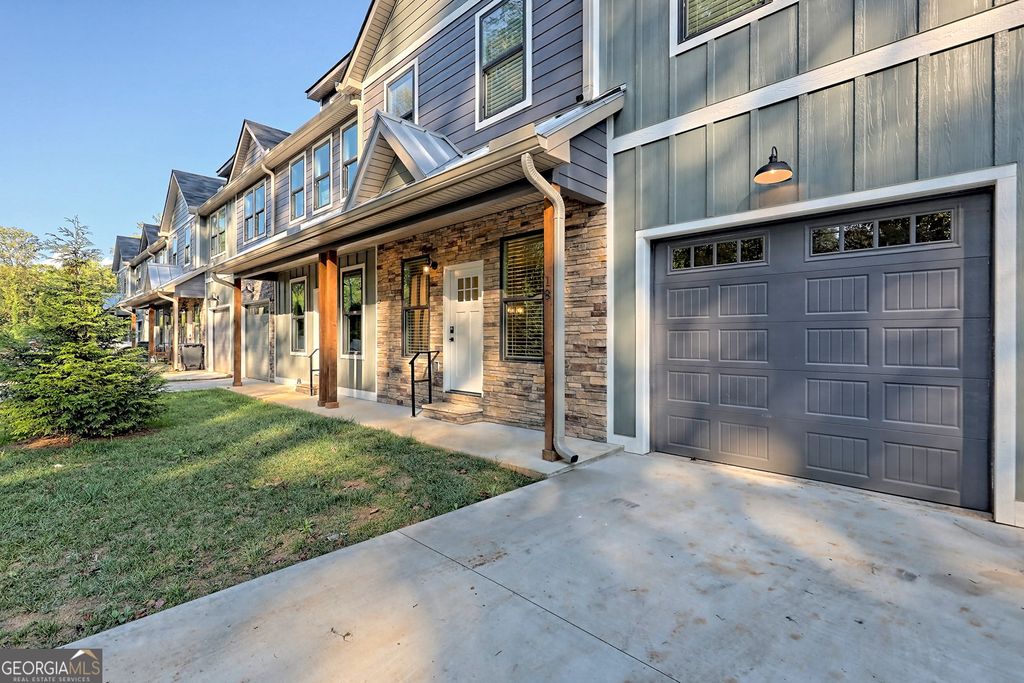 Photo of 18 Living Waters Way, Clayton, GA 30525 (MLS # 10654314)