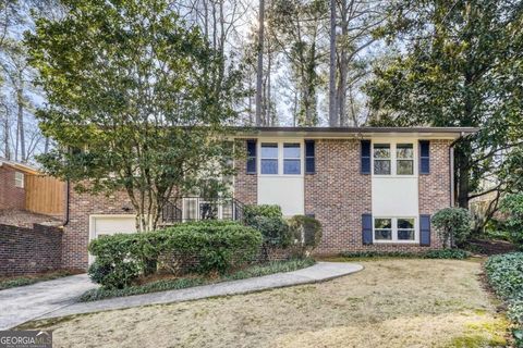 Photo of 1391 Willivee Drive, Decatur, GA 30033 (MLS # 10682683)