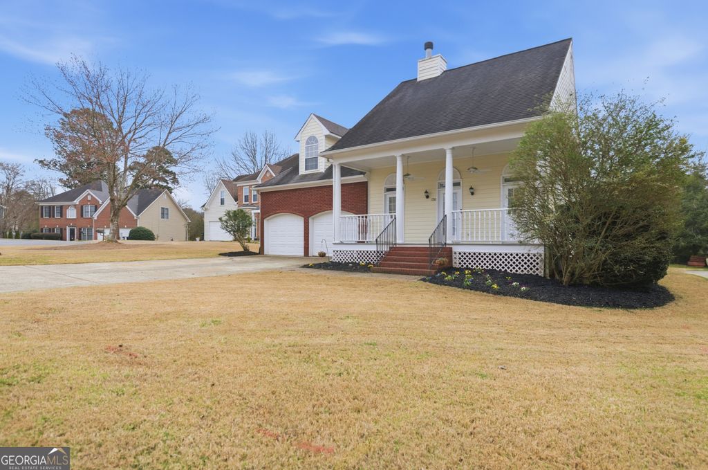 Photo of 1730 Blakeney Lane, Marietta, GA 30062 (MLS # 10703456)