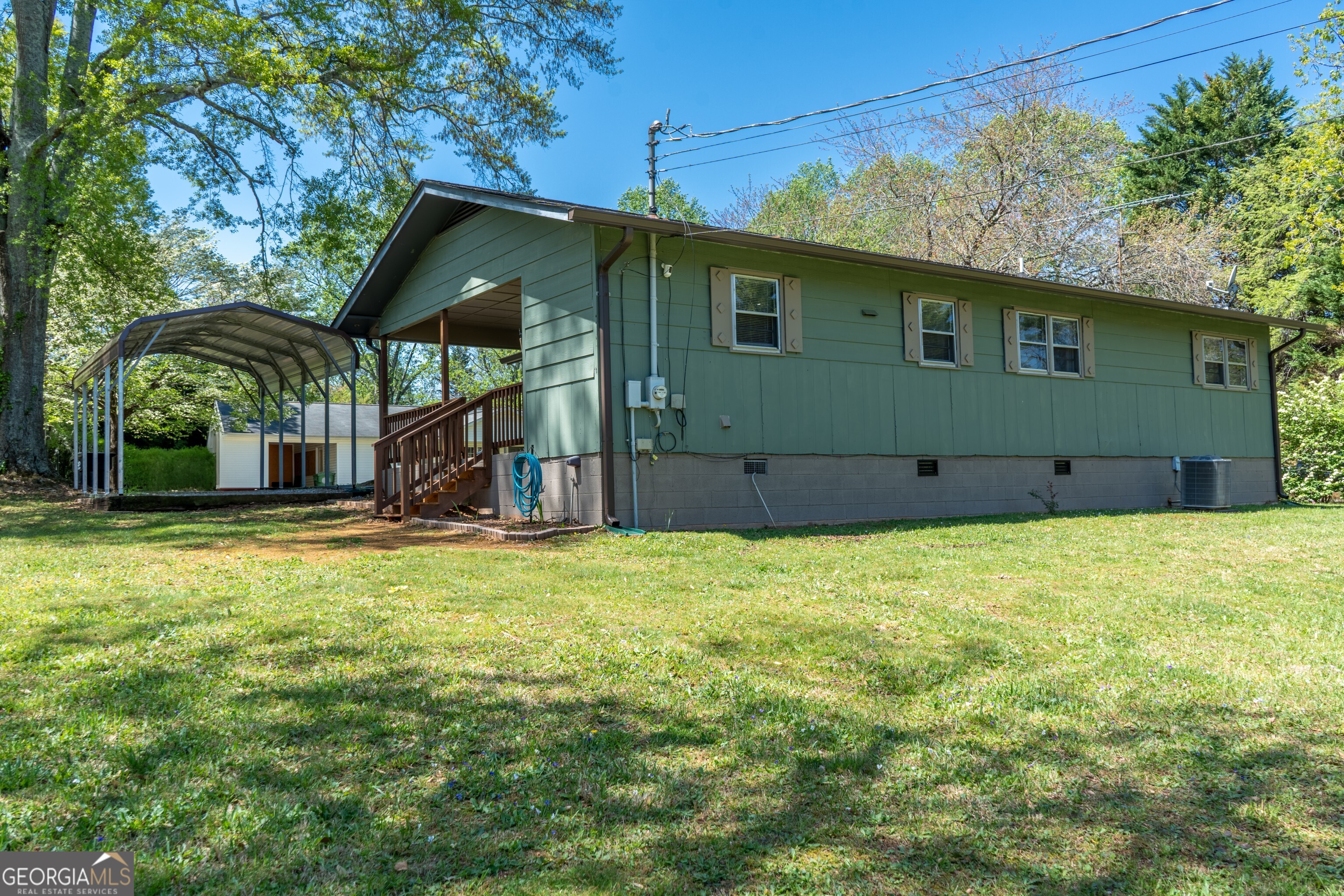 Clarkesville, Georgia 30523, United States, 3 Bedrooms Bedrooms, ,1 BathroomBathrooms,Residential,Active,106453