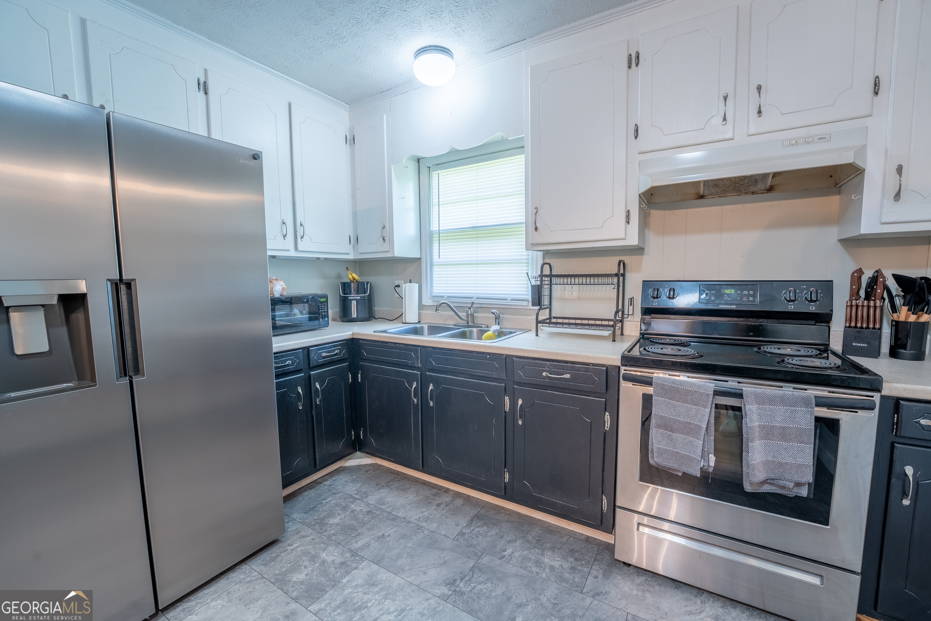 Clarkesville, Georgia 30523, United States, 3 Bedrooms Bedrooms, ,1 BathroomBathrooms,Residential,Active,106453