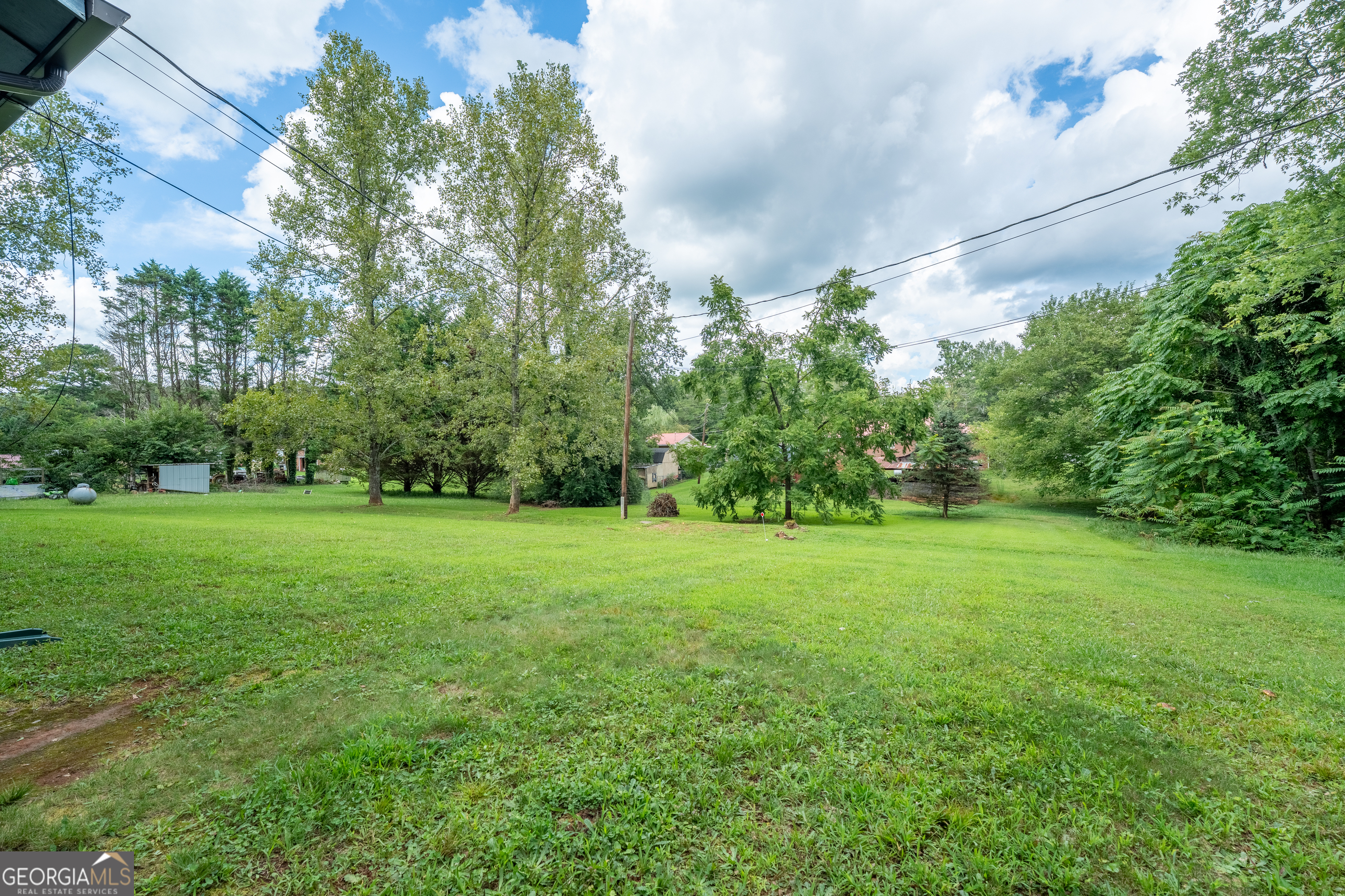 Clarkesville, Georgia 30523, United States, 3 Bedrooms Bedrooms, ,1 BathroomBathrooms,Residential,Active,106453