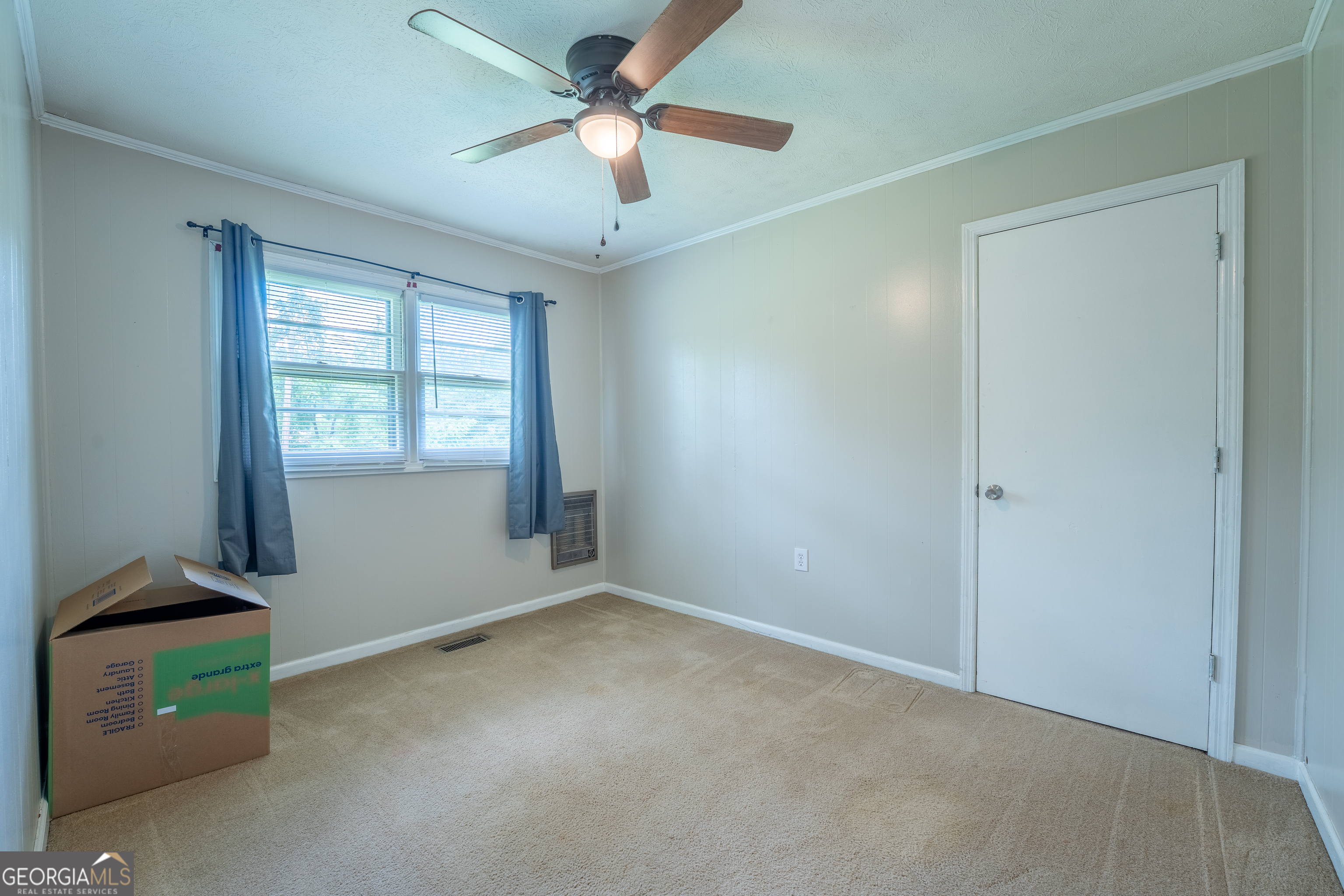 Clarkesville, Georgia 30523, United States, 3 Bedrooms Bedrooms, ,1 BathroomBathrooms,Residential,Active,106453