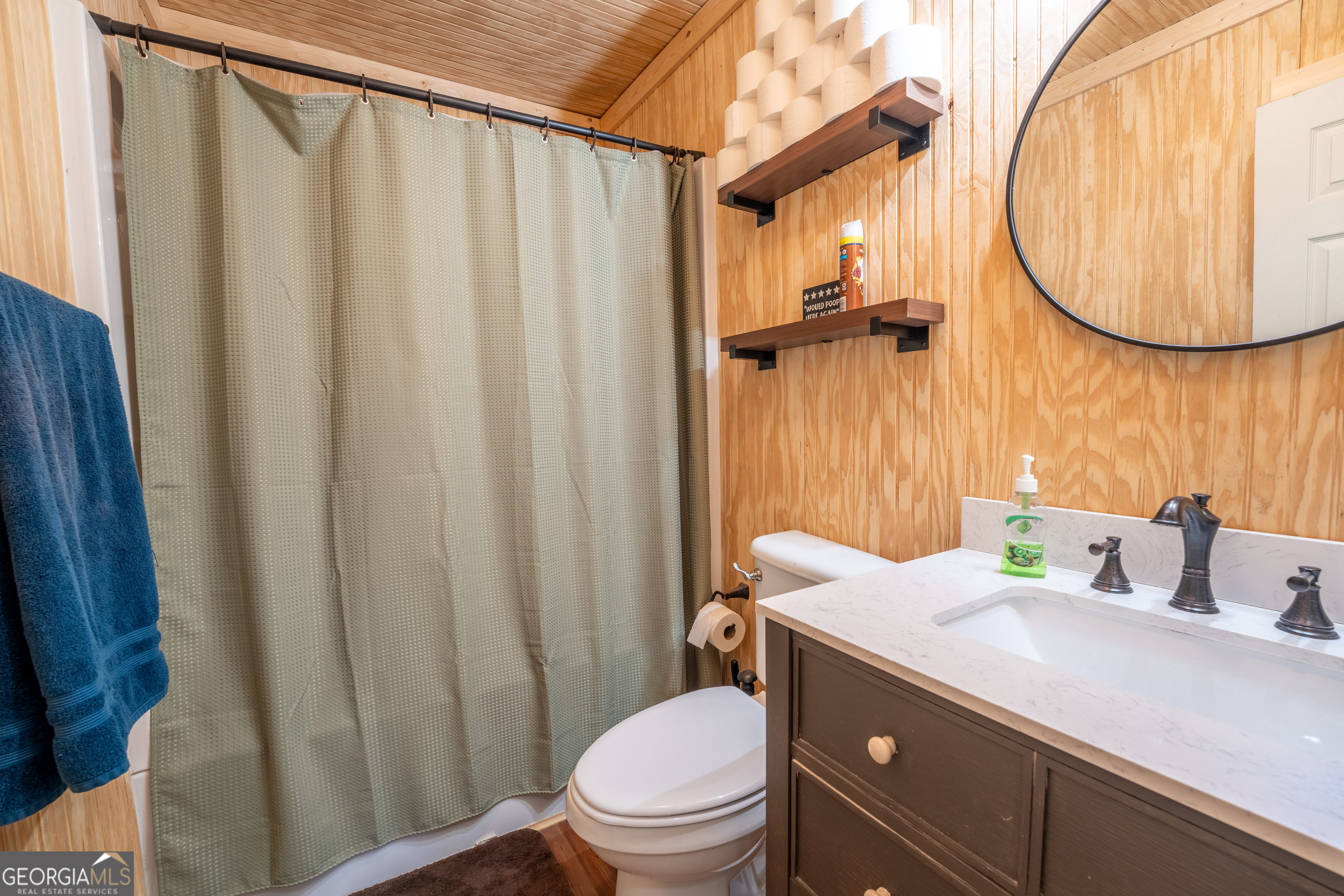 Clarkesville, Georgia 30523, United States, 3 Bedrooms Bedrooms, ,1 BathroomBathrooms,Residential,Active,106453