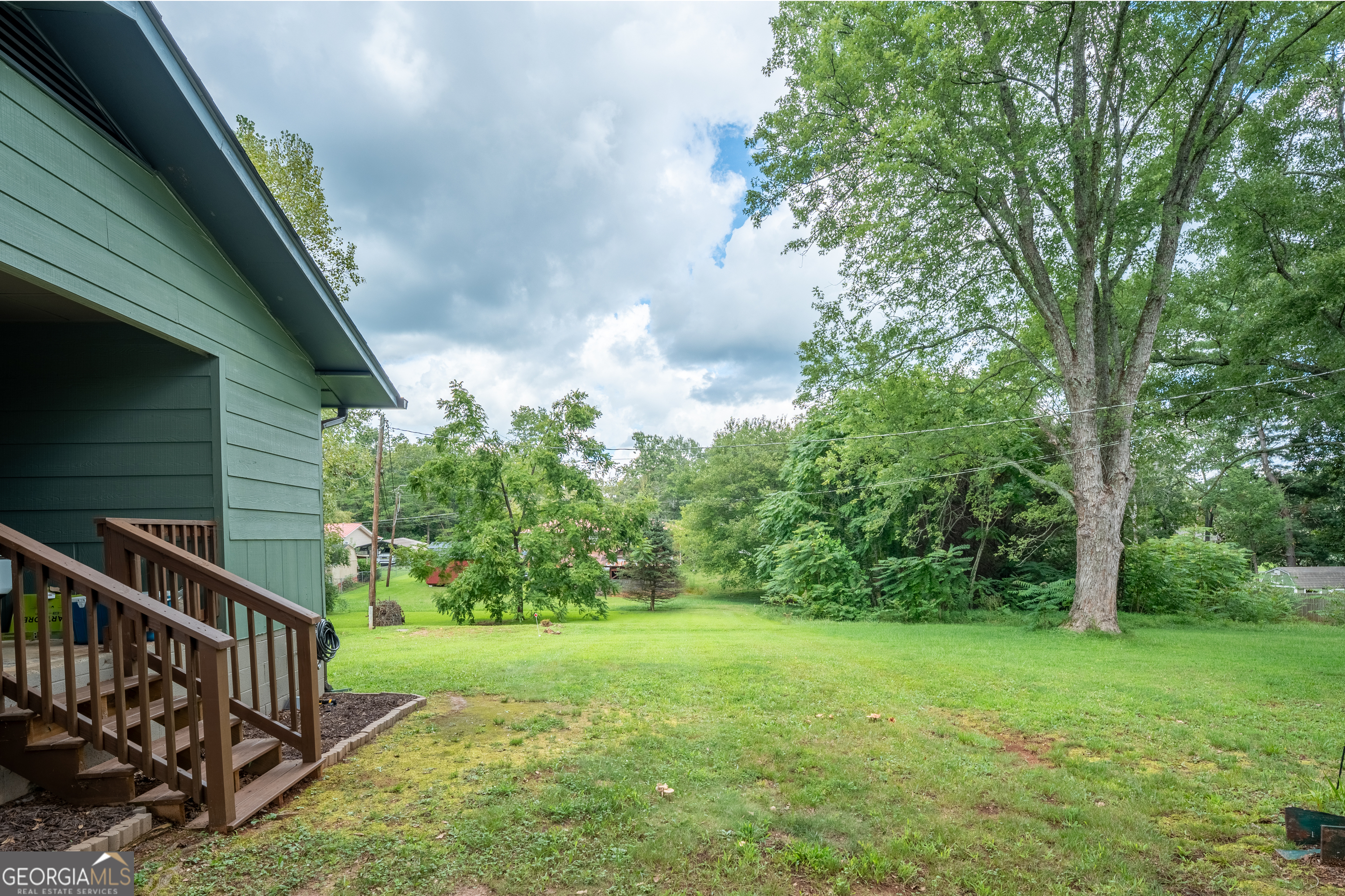 Clarkesville, Georgia 30523, United States, 3 Bedrooms Bedrooms, ,1 BathroomBathrooms,Residential,Active,106453