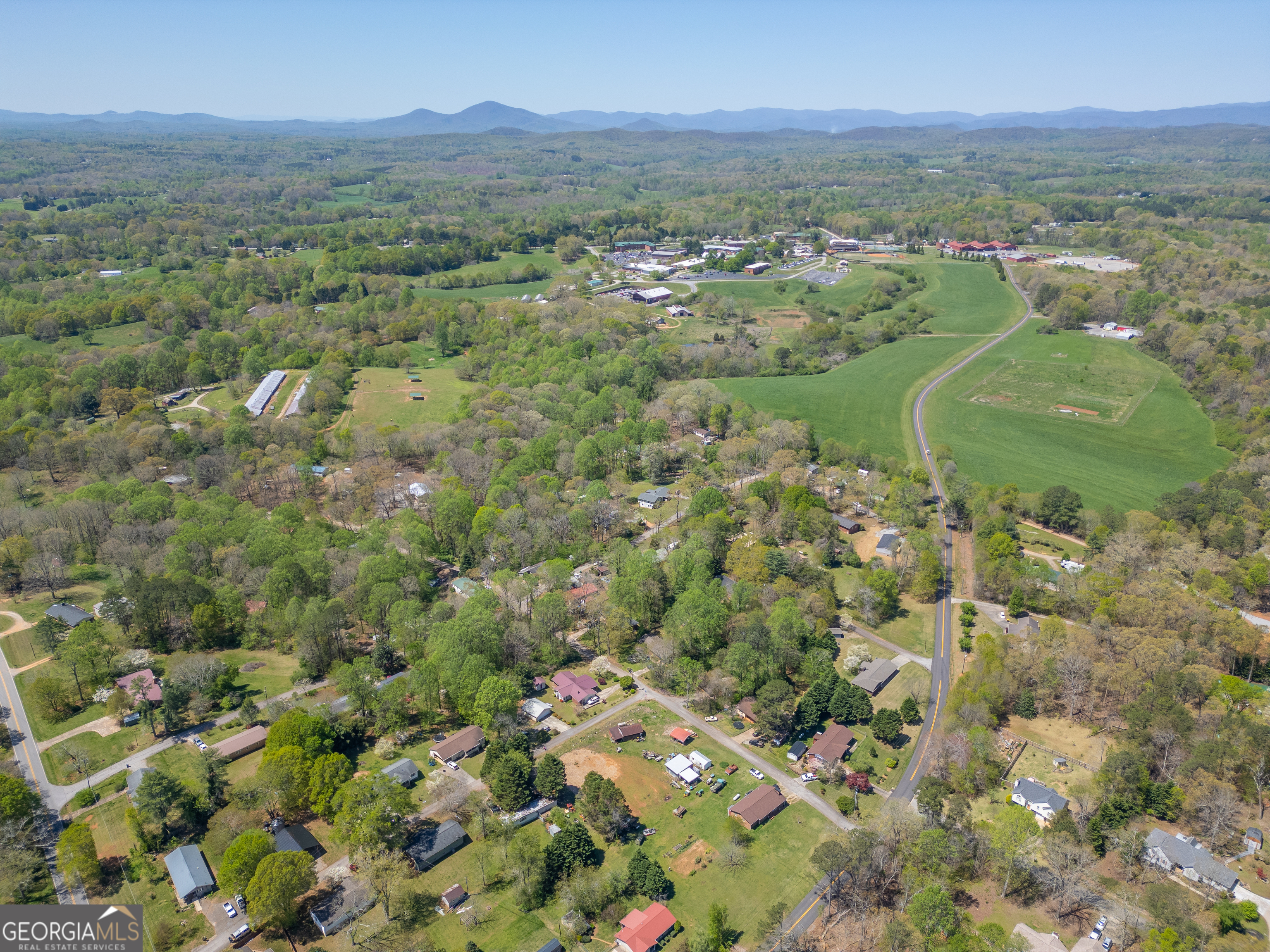Clarkesville, Georgia 30523, United States, 3 Bedrooms Bedrooms, ,1 BathroomBathrooms,Residential,Active,106453