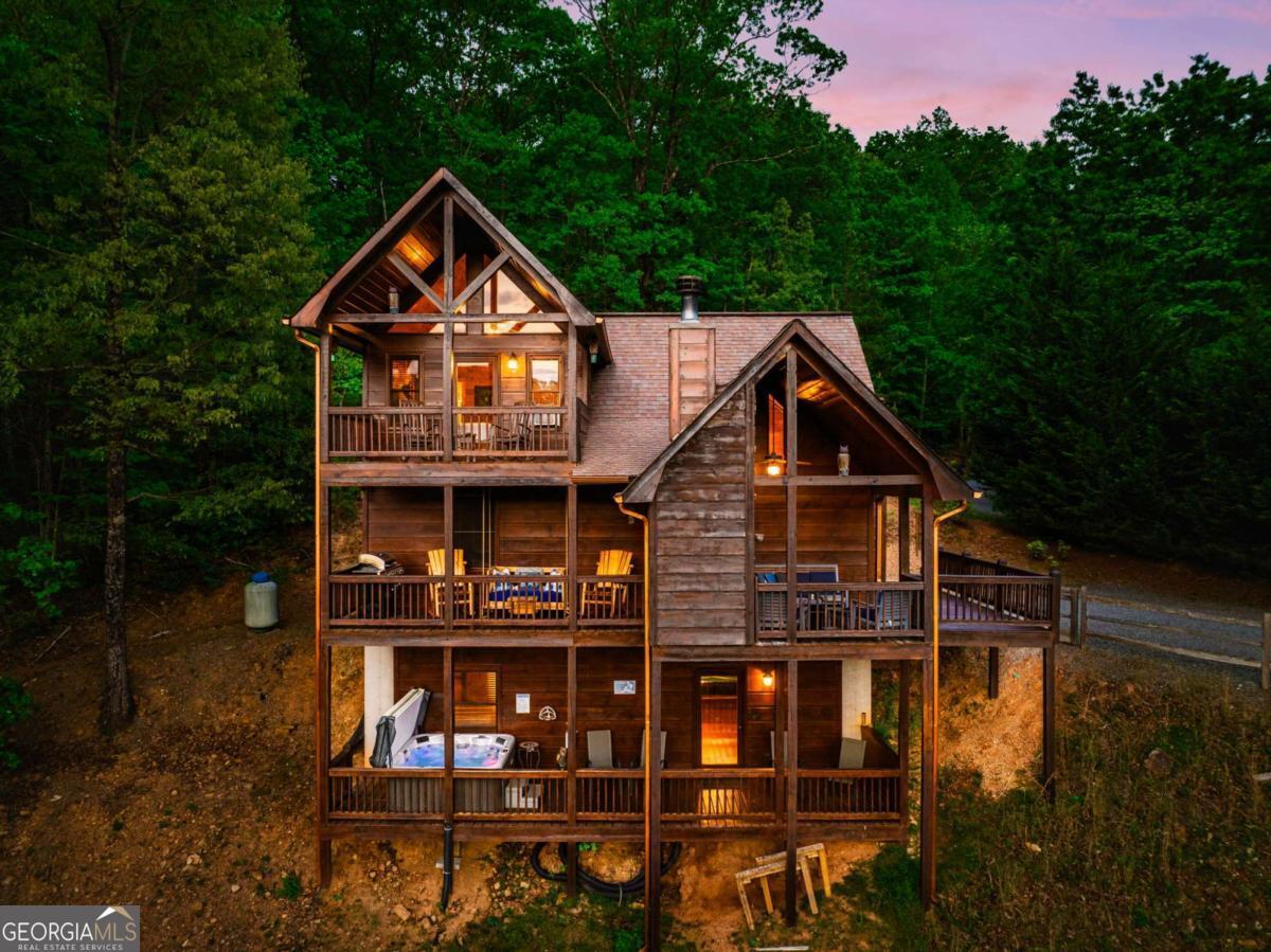 273 Deer Crest Heights