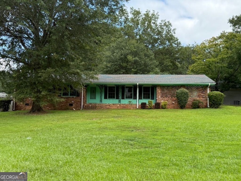 Photo of 2935 Heather Drive, East Point, GA 30344 (MLS # 10789932)