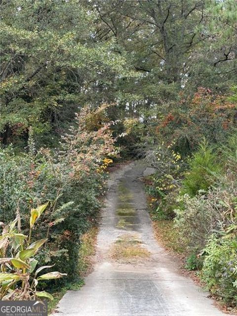 5655 CAMPBELLTON RD SW Atlanta GA 30331