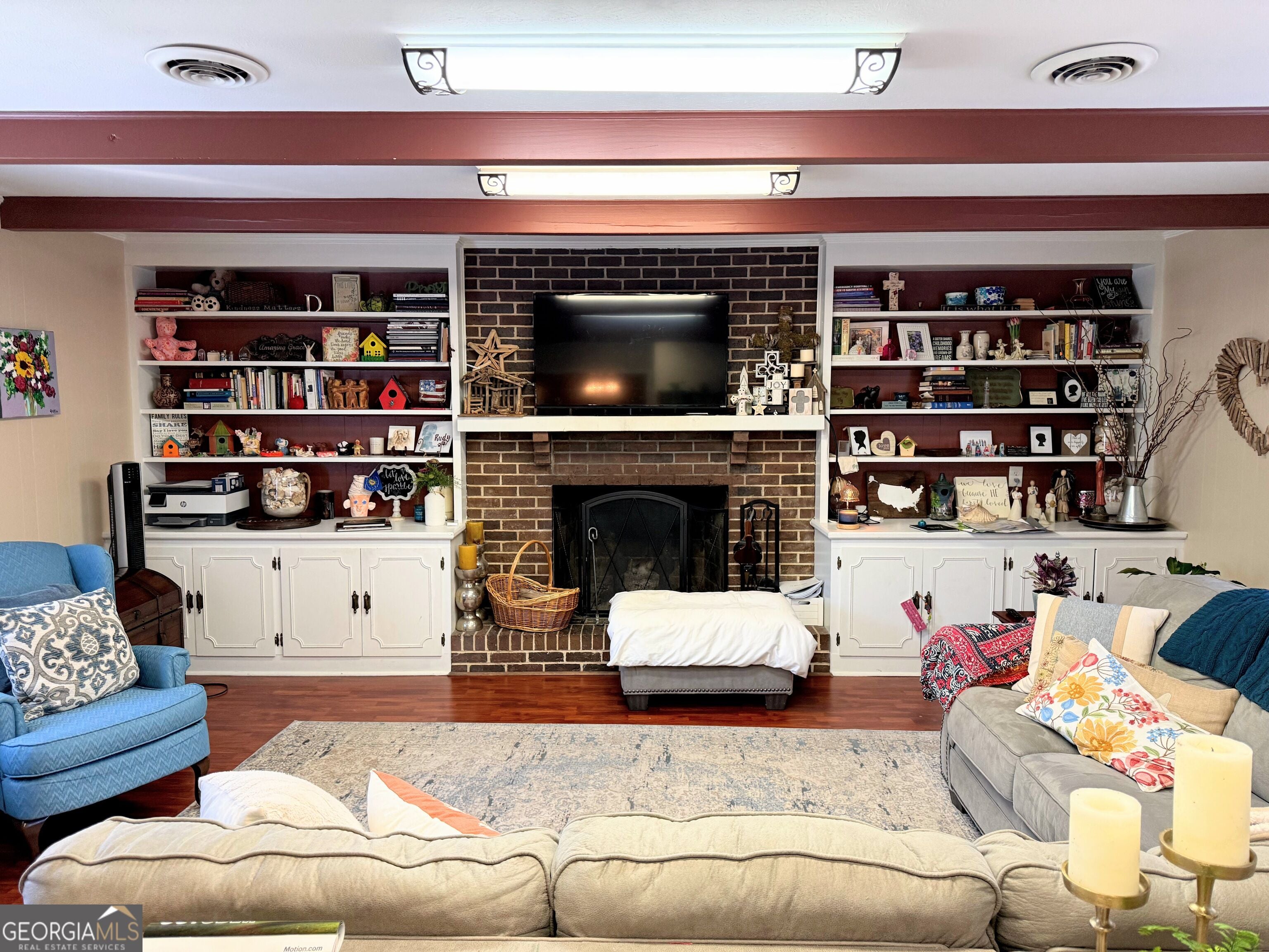 121 Carter AVE
