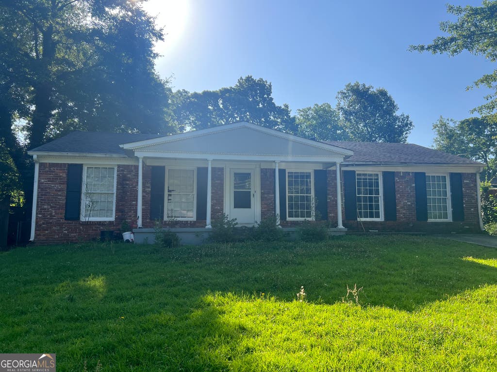 Photo of 484 King Arthur Court, Jonesboro, GA 30236 (MLS # 10808669)