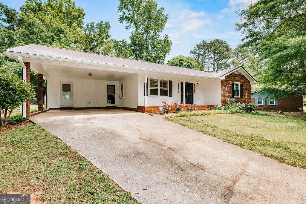Photo of 697 Bedford Drive, Hull, GA 30646 (MLS # 10766067)