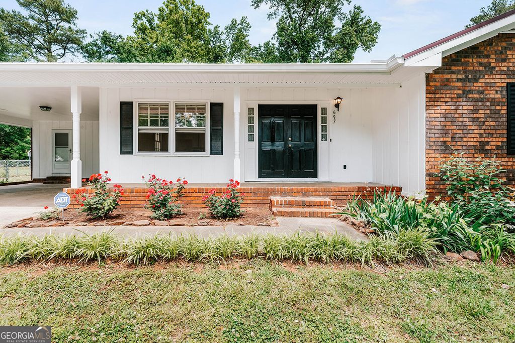Photo of 697 Bedford Drive, Hull, GA 30646 (MLS # 10766067)