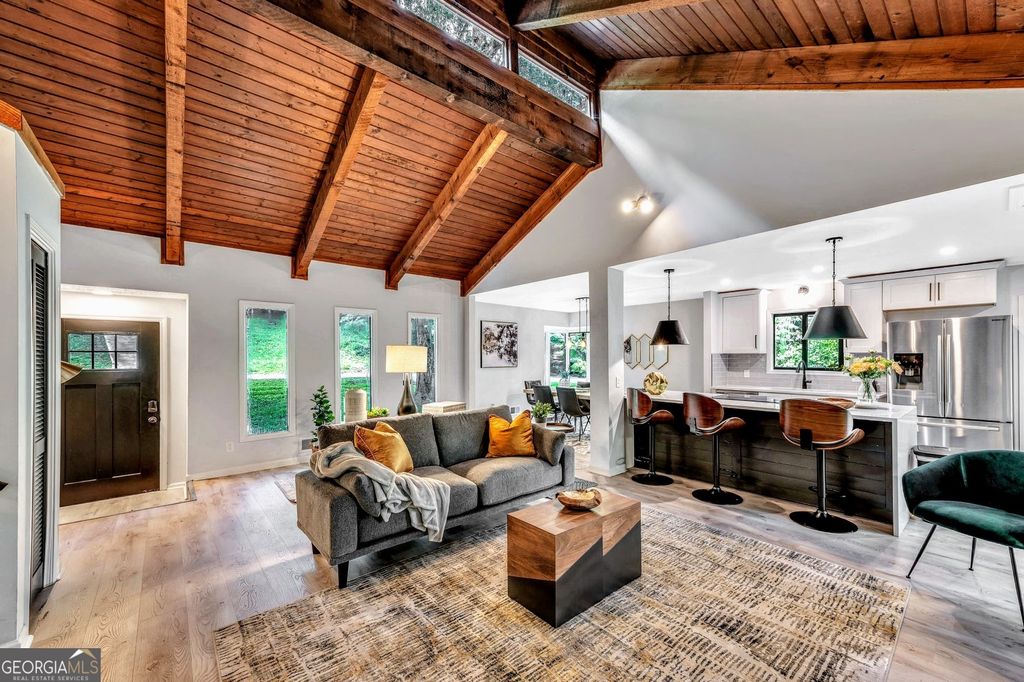 Photo of 3870 Northpoint Drive, Marietta, GA 30062 (MLS # 10652156)