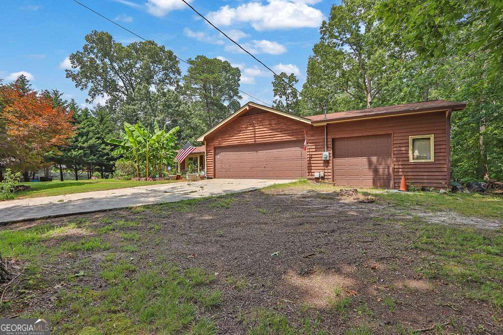 3111 Poplar Springs DR