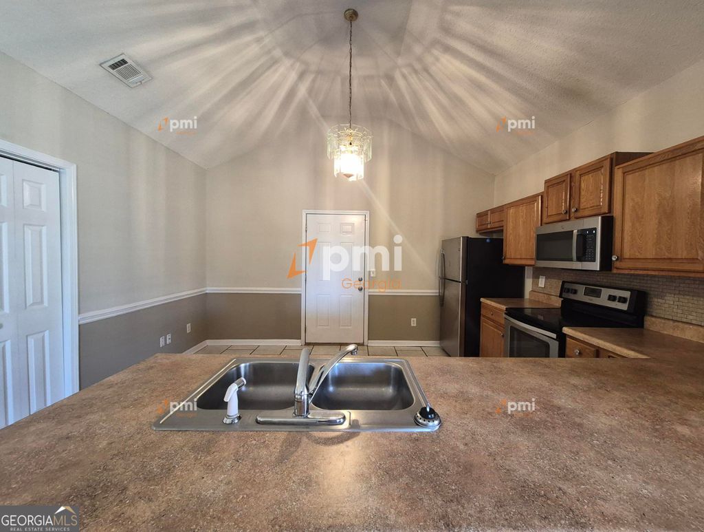 Photo of 342 Orchard Way, Warner Robins, GA 31088 (MLS # 10729784)