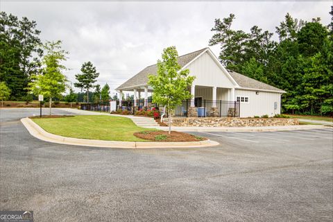 A home in Newnan