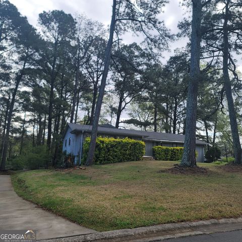 A home in Ellenwood